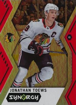 2017-18 Upper Deck Synergy - Red Bounty #21 Jonathan Toews Front