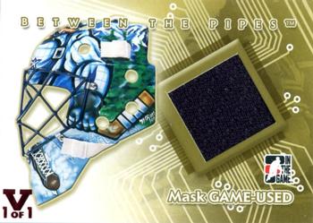 2015-16 In The Game Final Vault - 2007-08 In The Game Between The Pipes Mask Game-Used (Red Vault Stamp) #MGU-04 Roberto Luongo Front