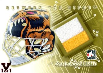2015-16 In The Game Final Vault - 2007-08 In The Game Between The Pipes - Mask Game-Used (Red Vault Stamp) #MGU-13 Tim Thomas Front