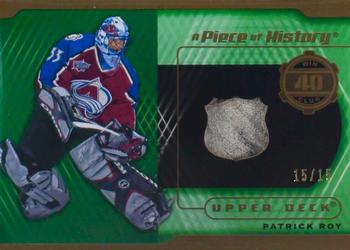 2018-19 SP Game Used - A Piece of History Relics 40 Win Season Club Patch #40-PR Patrick Roy Front