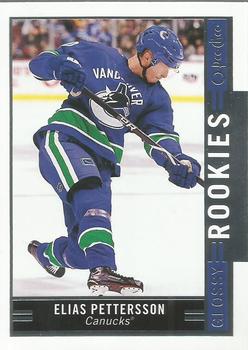 2018-19 Upper Deck - O-Pee-Chee Glossy Rookies #R-10 Elias Pettersson Front