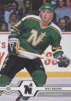2019-20 Upper Deck - Retired Photo Variations #9 Mike Modano Front