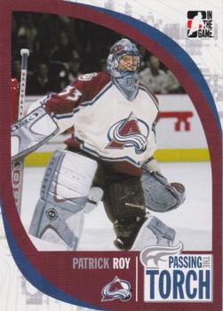 2005-06 In The Game Passing the Torch #25 Patrick Roy Front