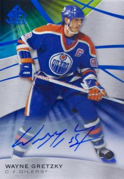 2019-20 SP Game Used - Blue Autographs #1 Wayne Gretzky Front