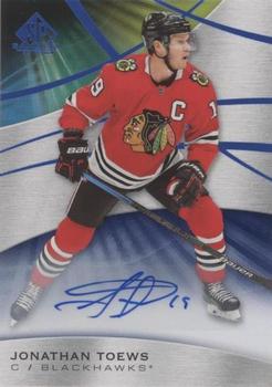 2019-20 SP Game Used - Blue Autographs #4 Jonathan Toews Front