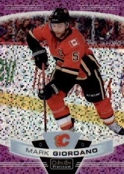 2019-20 O-Pee-Chee Platinum - Violet Pixels #23 Mark Giordano Front