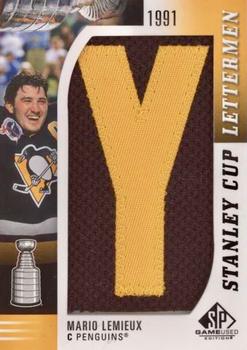 2019-20 SP Game Used - Stanley Cup Letterman Patches #SCL-ML-Y Mario Lemieux Front