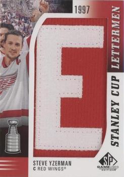 2019-20 SP Game Used - Stanley Cup Letterman Patches #SCL-SY-E Steve Yzerman Front