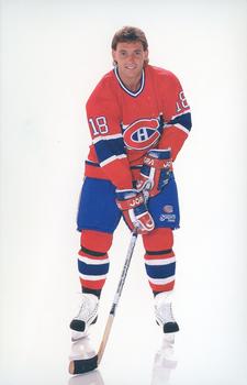 1992-93 Montreal Canadiens #NNO Denis Savard Front