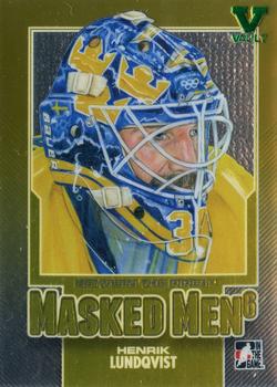 2015-16 In The Game Final Vault - 2013-14 In The Game Between The Pipes - Masked Men 6 Gold (Green Vault Stamp) #MM-46 Henrik Lundqvist Front