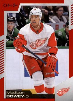 2020-21 O-Pee-Chee - Red #72 Madison Bowey Front