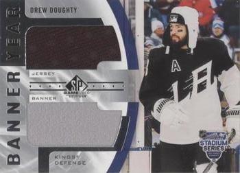 2020-21 SP Game Used - 2020 NHL Stadium Series Banner-Jersey Relics #BYJ-DD Drew Doughty Front