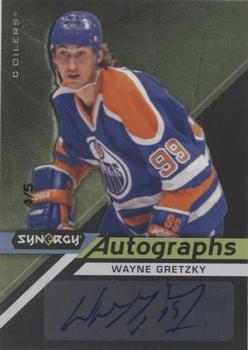 2020-21 Upper Deck Synergy - Autographs Black #A-WG Wayne Gretzky Front