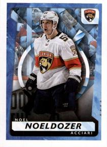 2021-22 Topps NHL Sticker Collection #590 Noel Acciari Front