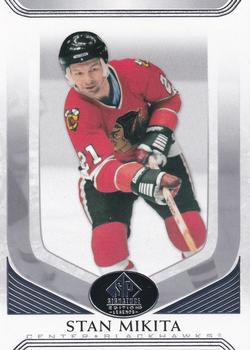 2020-21 SP Signature Edition Legends #13 Stan Mikita Front