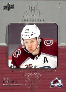 2021-22 Upper Deck - Honor Roll #HR-1 Nathan MacKinnon Front