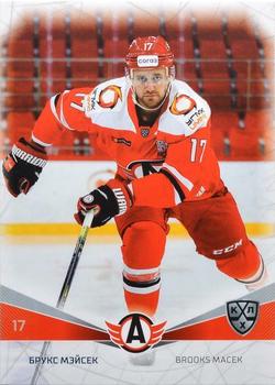 2021-22 Sereal KHL The 14th Season Collection #AVT-015 Brooks Macek Front