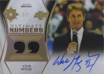 2020-21 Upper Deck Ultimate Collection - Ultimate Numbers Patch Autographs #UN-WG Wayne Gretzky Front