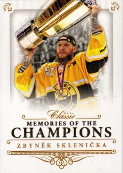 2015-16 OFS Classic Série I - Memories Of The Champions Gold #MOC-07 Zbynek Sklenicka Front