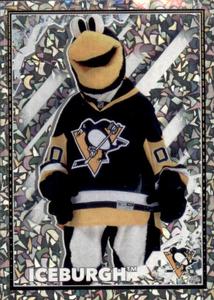 2022-23 Topps NHL Sticker Collection #377 Iceburgh Front