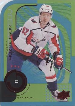 2022-23 Upper Deck MVP - Colors and Contours Green #32 Evgeny Kuznetsov Front
