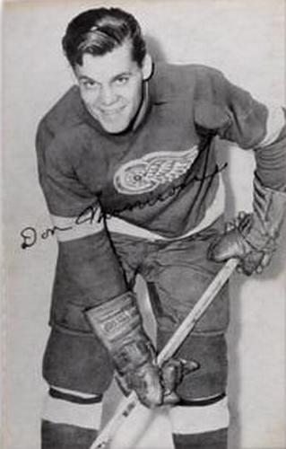 1947-48 J.D. McCarthy Detroit Red Wings Postcards #NNO Don Morrison Front