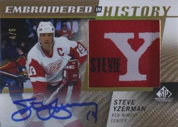 2021-22 SP Game Used - Embroidered in History Auto #72 Steve Yzerman Front