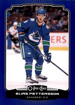 2022-23 O-Pee-Chee - Blue Border #20 Elias Pettersson Front