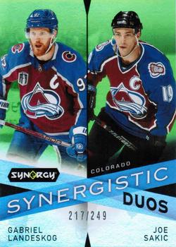 2022-23 Upper Deck Synergy - Synergistic Duos Star-Legend Green #SD-10 Gabriel Landeskog / Joe Sakic Front