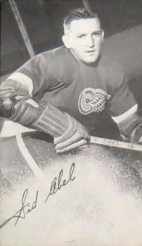 1951-52 Detroit Red Wings Postcards #NNO Sid Abel Front