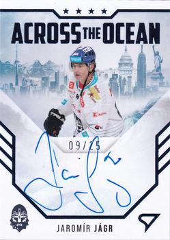 2023-24 SportZoo Tipsport ELH Serie 2 - Across the Ocean Blue Autographs #AOS-JJ Jaromir Jagr Front