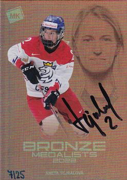 2022-23 Moje karticky Czech Ice Hockey Team - Bronze Medalists Women 2022 Autographs #BM-9 Aneta Tejralova Front