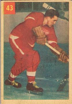 1954-55 Parkhurst #43 Marty Pavelich Front