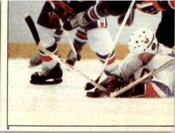 1981-82 O-Pee-Chee Stickers #9 Oilers vs. Islanders  Front