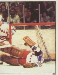 1981-82 O-Pee-Chee Stickers #204 Rangers vs. Islanders  Front