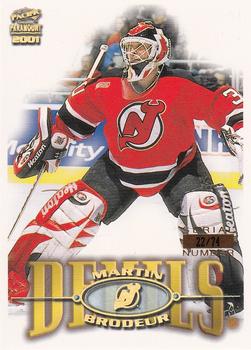 2000-01 Pacific Paramount - Holo-Gold #142 Martin Brodeur Front