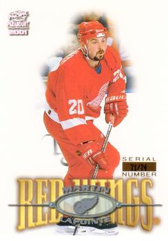 2000-01 Pacific Paramount - Holo-Silver #86 Martin Lapointe Front