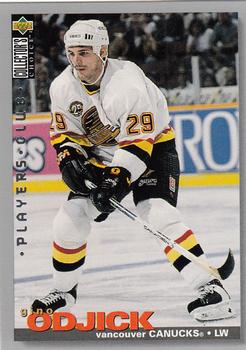 1995-96 Collector's Choice - Player's Club #290 Gino Odjick Front