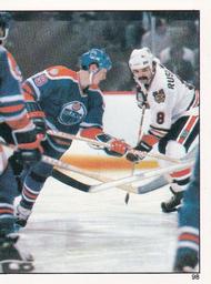 1982-83 O-Pee-Chee Stickers #98 Wayne Gretzky Front