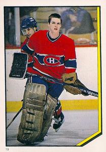 1986-87 O-Pee-Chee Stickers #19 Patrick Roy Front