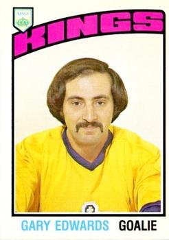 1976-77 O-Pee-Chee #365 Gary Edwards Front