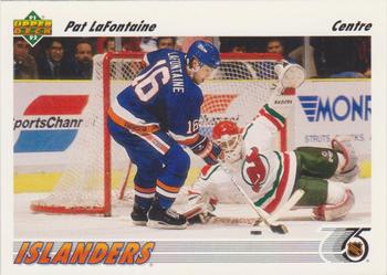 1991-92 Upper Deck French #253 Pat LaFontaine Front