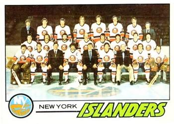 1977-78 O-Pee-Chee #81 New York Islanders Team Front