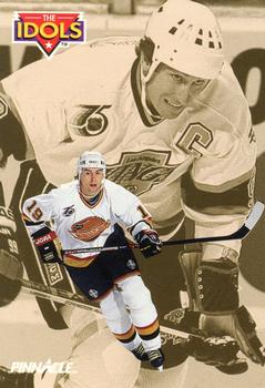 1992-93 Pinnacle Canadian #249 Petr Nedved / Wayne Gretzky Front