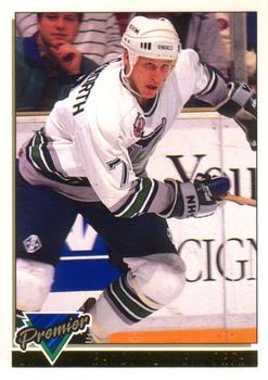 1993-94 O-Pee-Chee Premier - Gold #423 Randy Cunneyworth Front