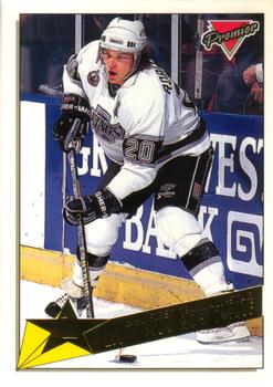 1993-94 O-Pee-Chee Premier - Gold #90 Luc Robitaille Front