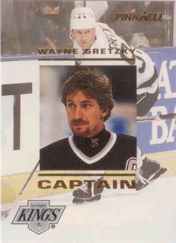 1993-94 Pinnacle Canadian - Captains #CA11 Wayne Gretzky Front