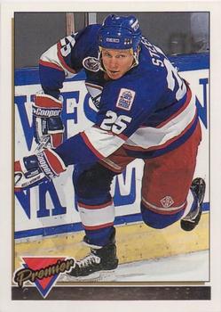 1993-94 Topps Premier - Gold #11 Thomas Steen Front