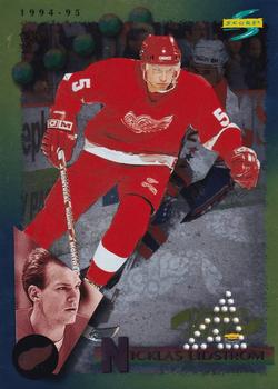 1994-95 Score - Gold Line Punched #119 Nicklas Lidstrom Front