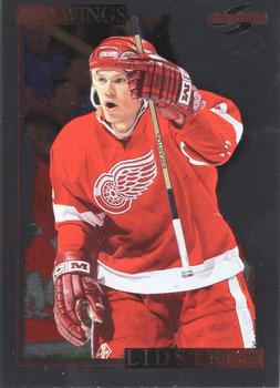 1995-96 Score - Black Ice #51 Nicklas Lidstrom Front